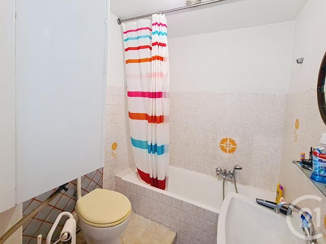 Afficher la photo en grand Appartement F1 bis à vendre - 2 pièces - 26,10 m2 - Vandoeuvre Les Nancy - 54 - LORRAINE