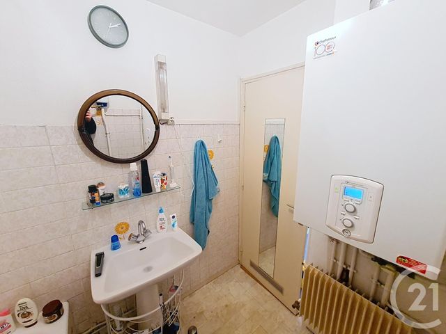 Afficher la photo en grand Appartement F1 bis à vendre - 2 pièces - 26,10 m2 - Vandoeuvre Les Nancy - 54 - LORRAINE