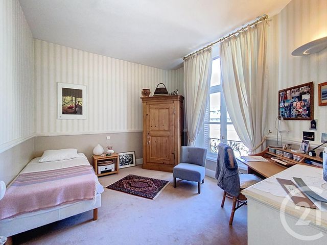 Afficher la photo en grand Appartement F3 à vendre - 3 pièces - 86,21 m2 - Nancy - 54 - LORRAINE