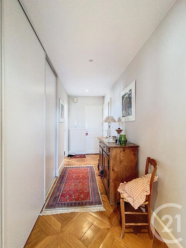 Afficher la photo en grand Appartement F3 à vendre - 3 pièces - 86,21 m2 - Nancy - 54 - LORRAINE