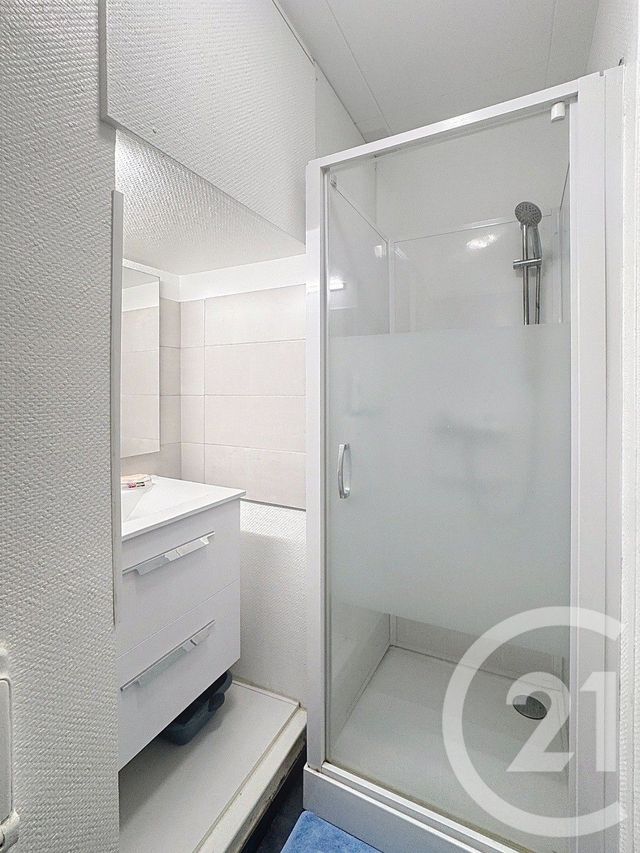 Appartement F5 à vendre - 5 pièces - 97 m2 - Vandoeuvre Les Nancy - 54 - LORRAINE