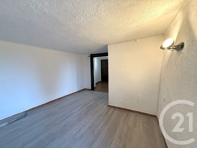 Appartement F1 à vendre - 1 pièce - 28,39 m2 - Vandoeuvre Les Nancy - 54 - LORRAINE