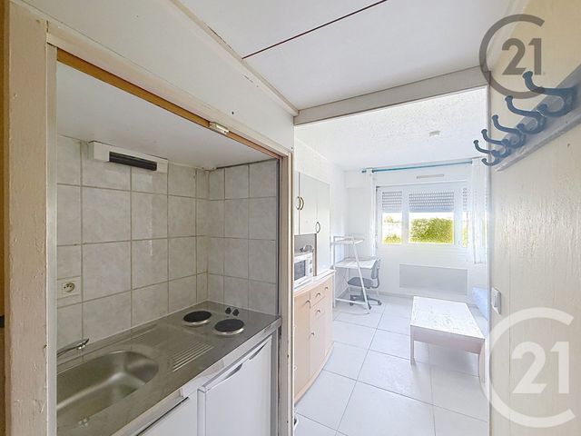 Appartement Studio &agrave; louer - 1 pi&egrave;ce - 17,10 m2 - Vandoeuvre Les Nancy - 54 - LORRAINE