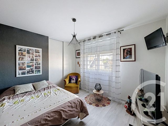 Appartement F4 &agrave; vendre - 4 pi&egrave;ces - 91,88 m2 - Longvic - 21 - BOURGOGNE