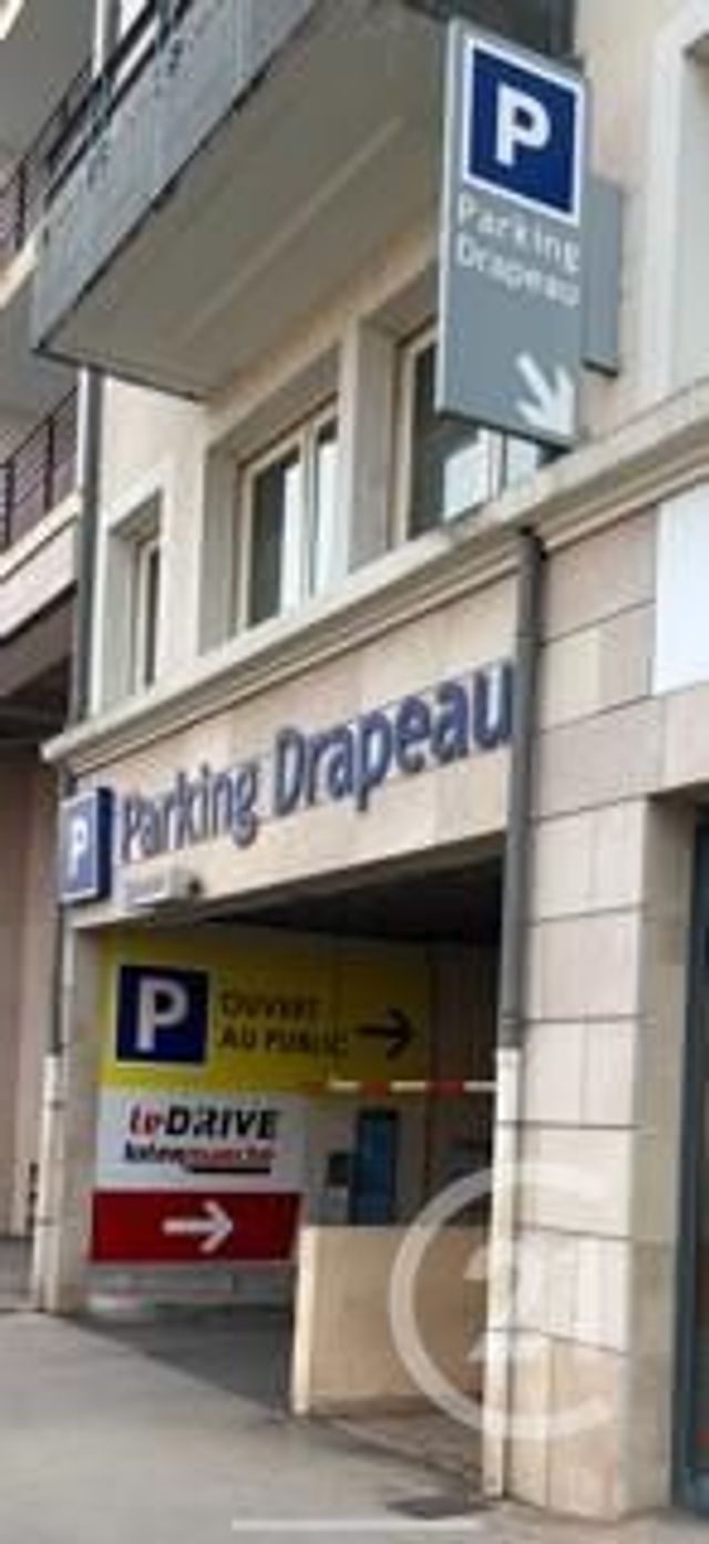 Parking à louer - 10 m2 - Dijon - 21 - BOURGOGNE