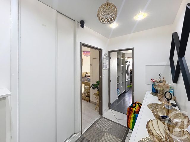 Afficher la photo en grand Appartement T5 à vendre - 5 pièces - 92 m2 - Dijon - 21 - BOURGOGNE