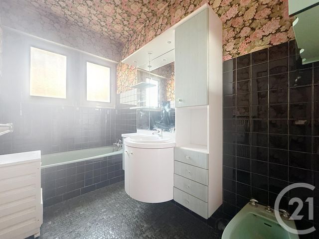 Maison à vendre - 7 pièces - 139,98 m2 - St Apollinaire - 21 - BOURGOGNE