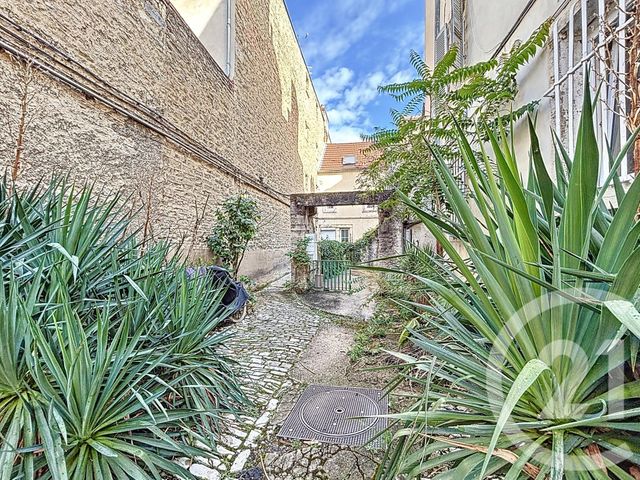 Afficher la photo en grand Appartement F1 à vendre - 1 pièce - 23,93 m2 - Dijon - 21 - BOURGOGNE
