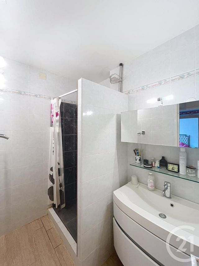 Appartement F3 à vendre - 3 pièces - 70,81 m2 - Dijon - 21 - BOURGOGNE