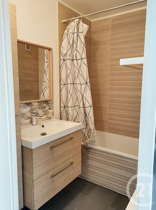 Appartement F3 à louer - 3 pièces - 73,40 m2 - Dijon - 21 - BOURGOGNE