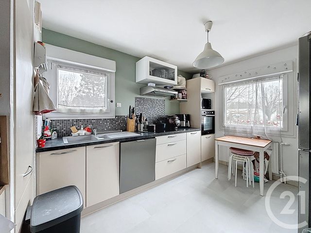 Appartement F6 à vendre - 5 pièces - 103 m2 - Quetigny - 21 - BOURGOGNE