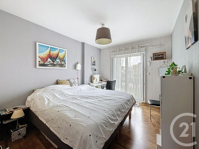 Appartement F6 à vendre - 5 pièces - 103 m2 - Quetigny - 21 - BOURGOGNE