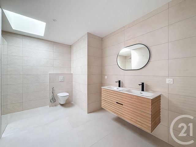 Maison à vendre - 7 pièces - 143,07 m2 - St Julien - 21 - BOURGOGNE