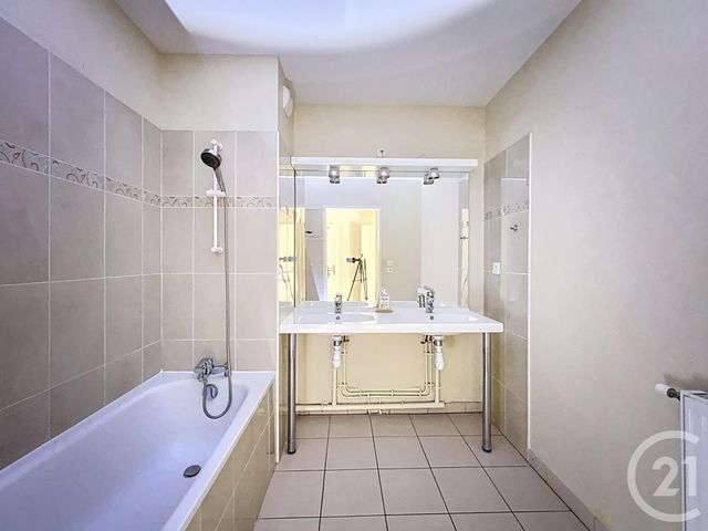 Appartement T3 à vendre - 3 pièces - 66,18 m2 - Dijon - 21 - BOURGOGNE