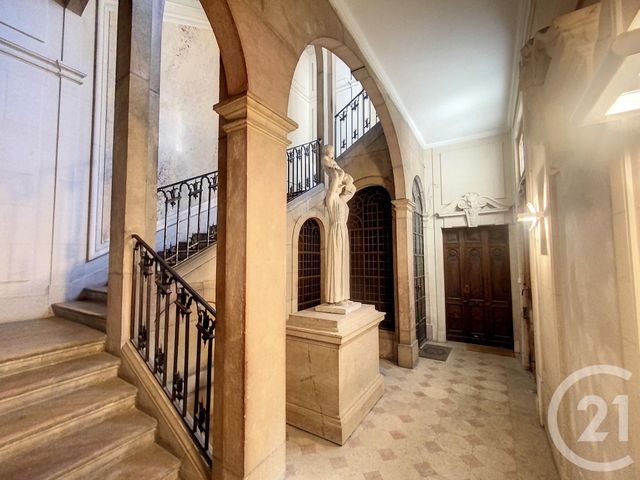 Appartement Studio à louer - 1 pièce - 30,01 m2 - Dijon - 21 - BOURGOGNE