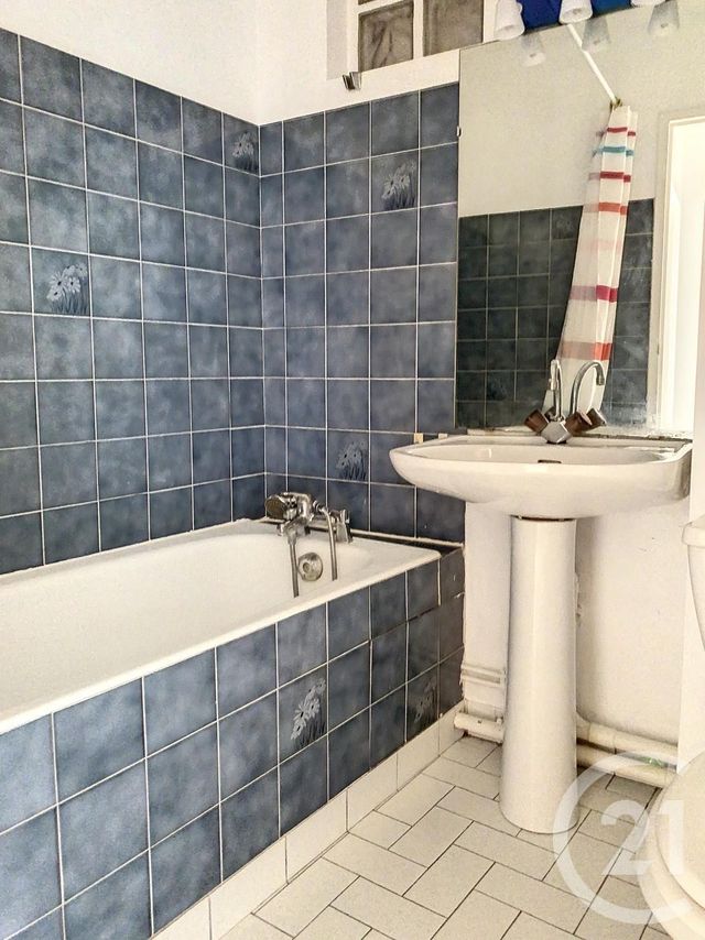 Appartement Studio &agrave; louer - 1 pi&egrave;ce - 28,36 m2 - Dijon - 21 - BOURGOGNE