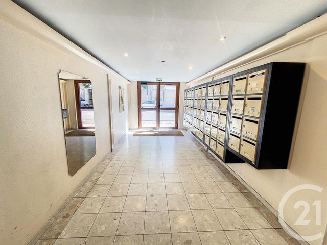 Appartement Studio &agrave; louer - 1 pi&egrave;ce - 17,83 m2 - Dijon - 21 - BOURGOGNE