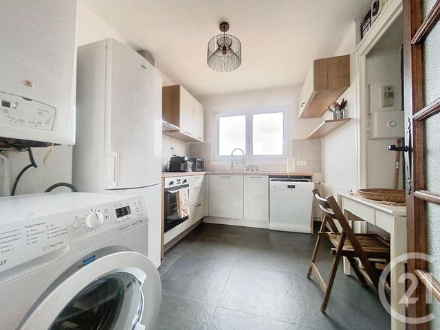 Appartement T3 &agrave; louer - 3 pi&egrave;ces - 61,18 m2 - Dijon - 21 - BOURGOGNE