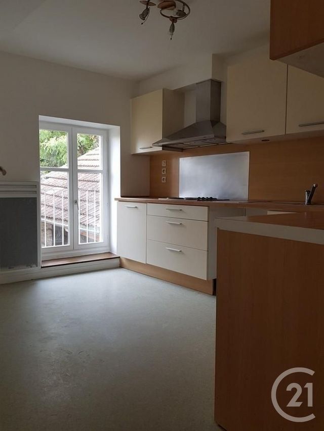 Appartement T3 &agrave; louer - 3 pi&egrave;ces - 80,90 m2 - Plombieres Les Dijon - 21 - BOURGOGNE