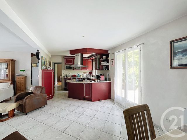 Maison à vendre - 7 pièces - 125 m2 - Combs La Ville - 77 - ILE-DE-FRANCE