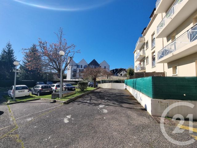 Appartement F3 &agrave; louer - 3 pi&egrave;ces - 55,69 m2 - Brie Comte Robert - 77 - ILE-DE-FRANCE