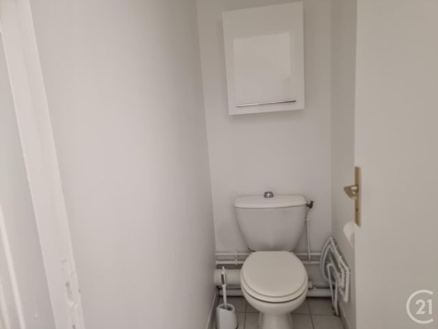 Appartement F3 &agrave; louer - 3 pi&egrave;ces - 55,69 m2 - Brie Comte Robert - 77 - ILE-DE-FRANCE