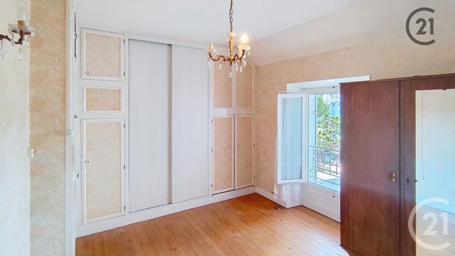 Afficher la photo en grand Maison à vendre - 5 pièces - 119,37 m2 - Brie Comte Robert - 77 - ILE-DE-FRANCE