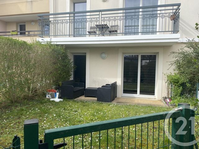 Appartement F3 à louer - 3 pièces - 69,60 m2 - Chevry Cossigny - 77 - ILE-DE-FRANCE