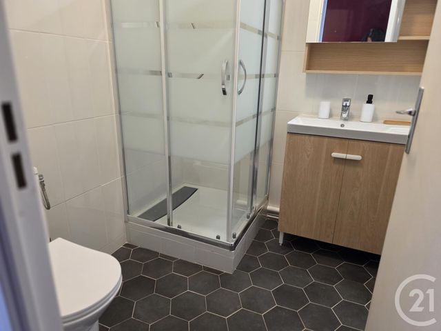 Appartement Studio &agrave; louer - 1 pi&egrave;ce - 32,03 m2 - Brie Comte Robert - 77 - ILE-DE-FRANCE