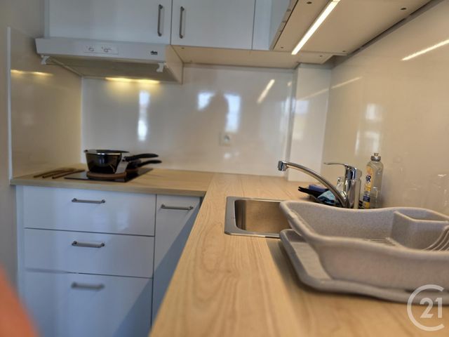 Appartement Studio &agrave; louer - 1 pi&egrave;ce - 32,03 m2 - Brie Comte Robert - 77 - ILE-DE-FRANCE