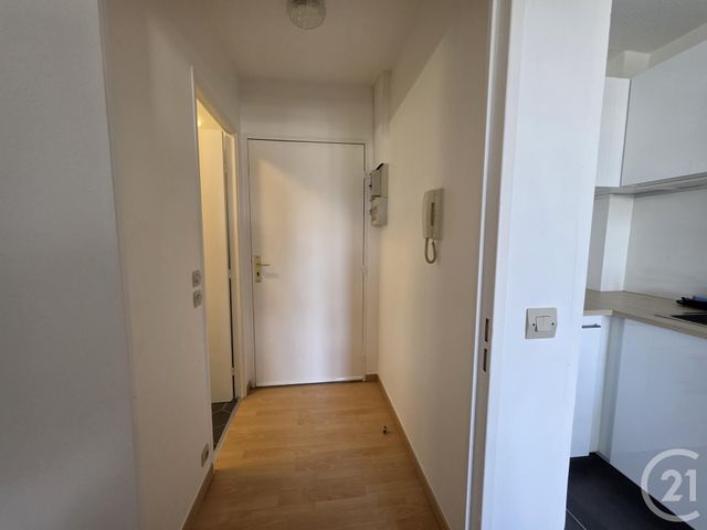 Appartement Studio &agrave; louer - 1 pi&egrave;ce - 32,03 m2 - Brie Comte Robert - 77 - ILE-DE-FRANCE