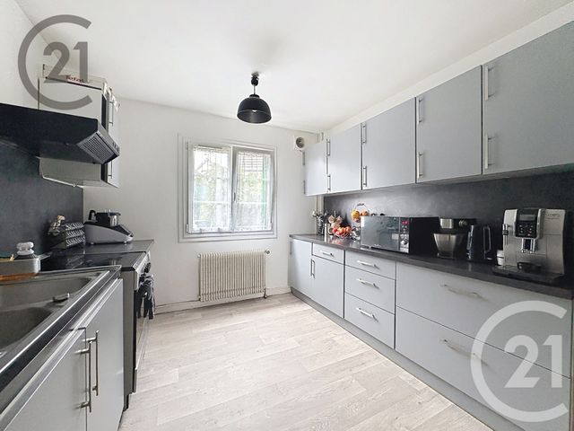Maison &agrave; vendre - 6 pi&egrave;ces - 110 m2 - Brie Comte Robert - 77 - ILE-DE-FRANCE