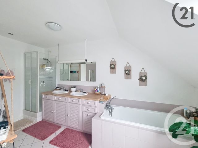 Maison à vendre - 5 pièces - 105,35 m2 - Brie Comte Robert - 77 - ILE-DE-FRANCE