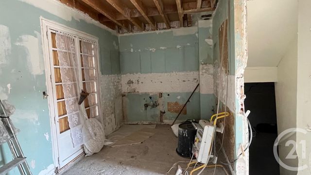 Maison à vendre - 6 pièces - 107,61 m2 - Brie Comte Robert - 77 - ILE-DE-FRANCE