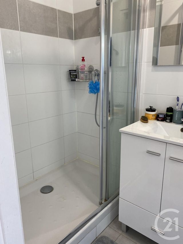 Appartement Duplex &agrave; vendre - 2 pi&egrave;ces - 39,85 m2 - Brie Comte Robert - 77 - ILE-DE-FRANCE