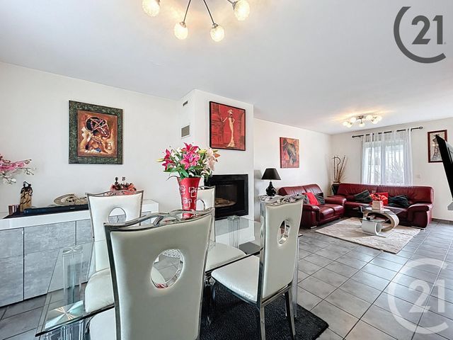 Maison à vendre - 4 pièces - 87 m2 - Guignes - 77 - ILE-DE-FRANCE