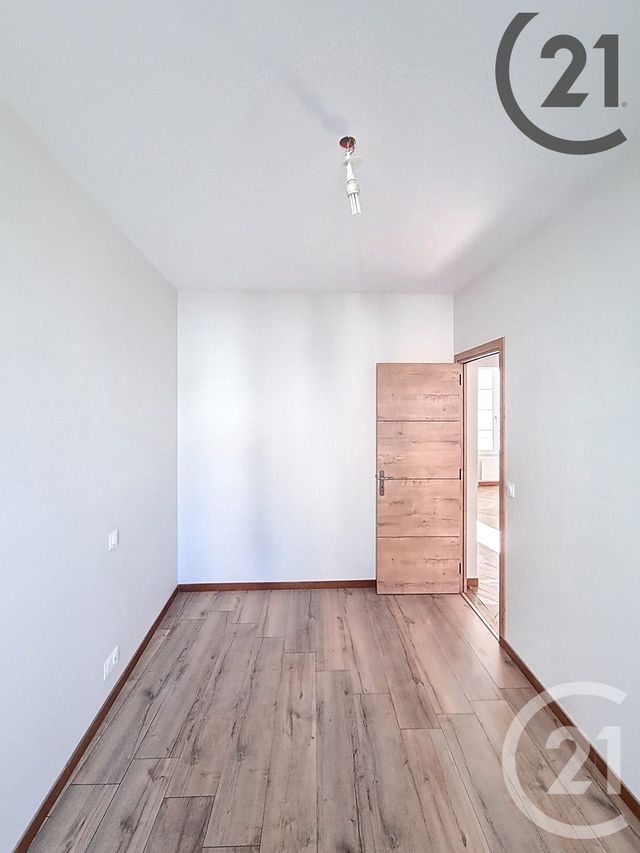 Appartement à vendre - 3 pièces - 52,30 m2 - Brie Comte Robert - 77 - ILE-DE-FRANCE