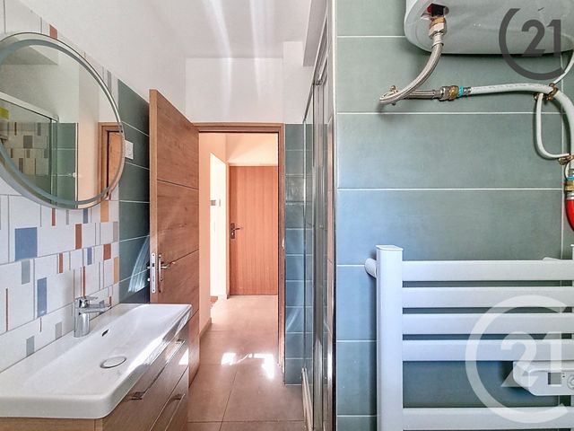 Appartement à vendre - 3 pièces - 52,30 m2 - Brie Comte Robert - 77 - ILE-DE-FRANCE