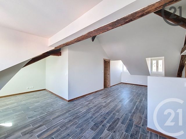 Immeuble à vendre - 147 m2 - Brie Comte Robert - 77 - ILE-DE-FRANCE