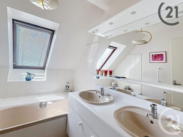 Maison à vendre - 7 pièces - 179,51 m2 - Servon - 77 - ILE-DE-FRANCE