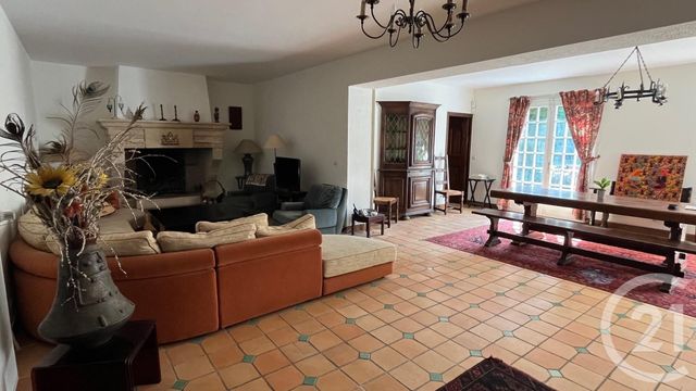 Maison à vendre - 12 pièces - 311 m2 - Presles En Brie - 77 - ILE-DE-FRANCE