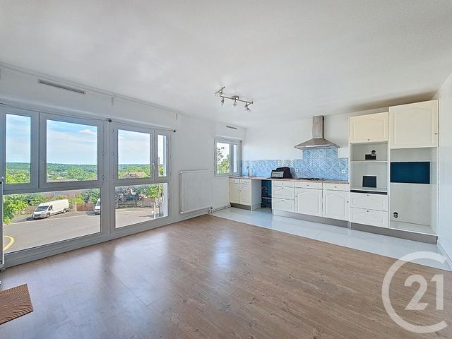 Appartement F4 à vendre - 4 pièces - 73,65 m2 - Corbeil Essonnes - 91 - ILE-DE-FRANCE