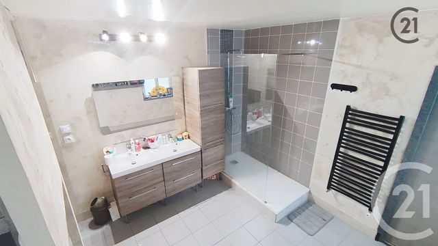 Afficher la photo en grand Maison à vendre - 7 pièces - 175 m2 - Vert St Denis - 77 - ILE-DE-FRANCE