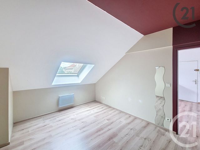 Afficher la photo en grand Appartement F3 à vendre - 3 pièces - 42,60 m2 - Brie Comte Robert - 77 - ILE-DE-FRANCE