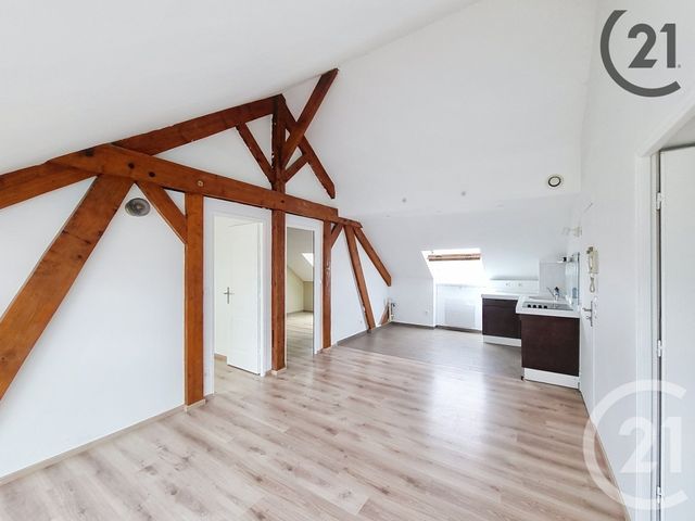 Afficher la photo en grand Appartement F3 à vendre - 3 pièces - 42,60 m2 - Brie Comte Robert - 77 - ILE-DE-FRANCE