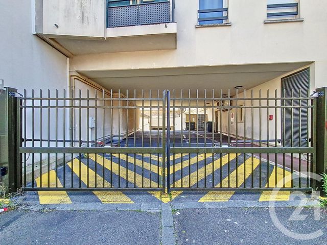 Parking à vendre - 26 m2 - Combs La Ville - 77 - ILE-DE-FRANCE