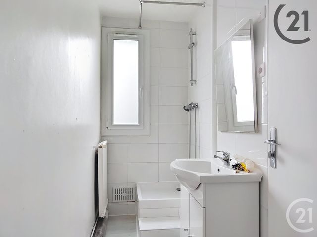 Afficher la photo en grand Appartement F1 à vendre - 1 pièce - 26,71 m2 - Combs La Ville - 77 - ILE-DE-FRANCE