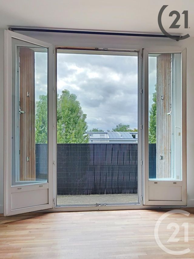 Afficher la photo en grand Appartement F1 à vendre - 1 pièce - 26,71 m2 - Combs La Ville - 77 - ILE-DE-FRANCE
