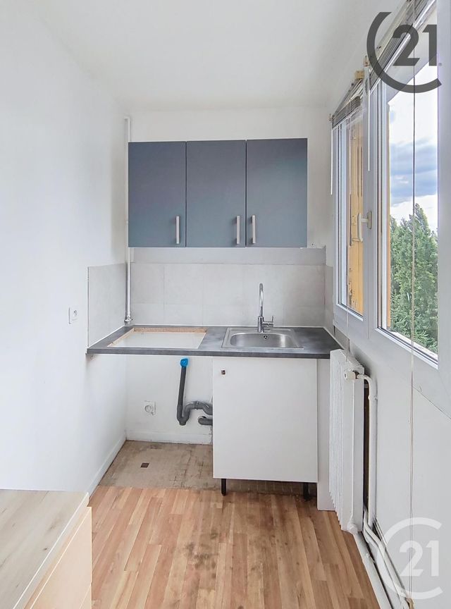 Afficher la photo en grand Appartement F1 à vendre - 1 pièce - 26,71 m2 - Combs La Ville - 77 - ILE-DE-FRANCE