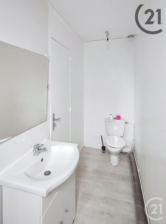 Afficher la photo en grand Appartement F1 à vendre - 1 pièce - 26,71 m2 - Combs La Ville - 77 - ILE-DE-FRANCE